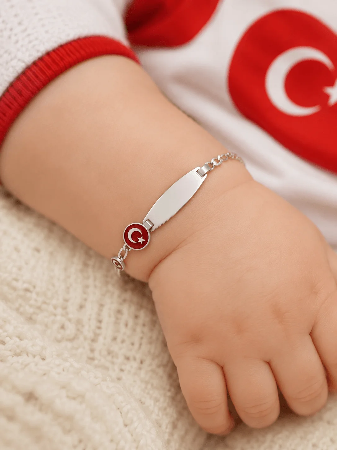 Türk Bayrağı Figürlü 925 Ayar Gümüş Kişiye Özel Çocuk Künyesi